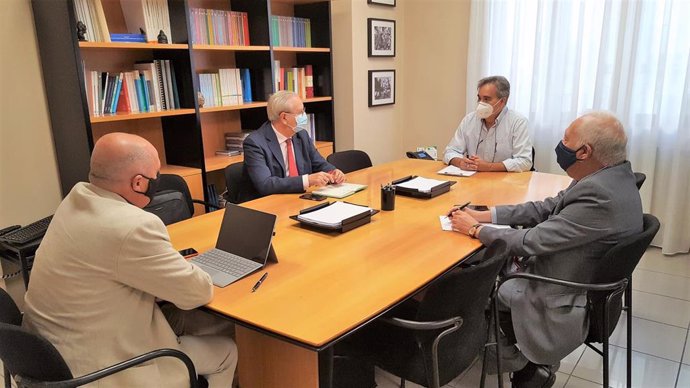 Reunión del Foro Profesional de médicos y enfermeros