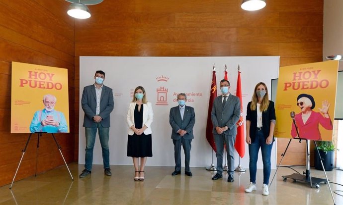 Presentación de la campaña 'Ayer Pude, Hoy Puedo', impulsada por el Ayuntamiento de Murcia para conmemorar el Día Internacional de las Personas Mayores