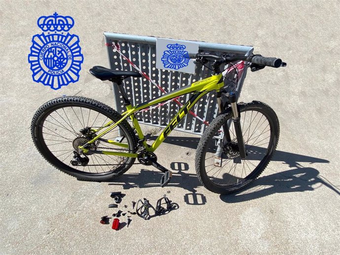 Bicicleta robada y recuperada por la Policía Nacional.