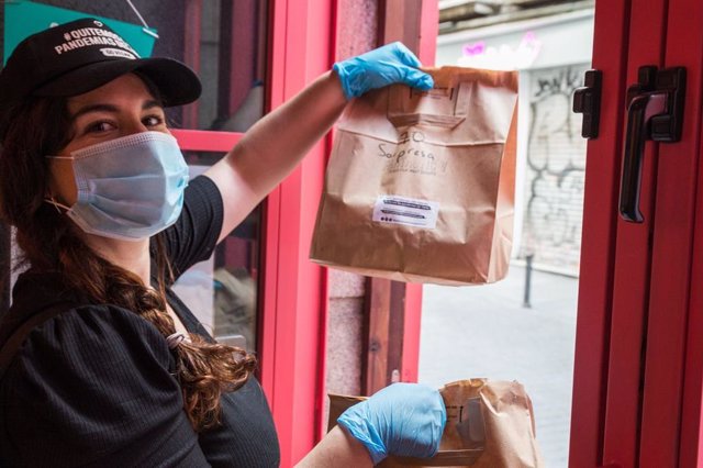 En España se han repartido 850 comidas veganas al personal sanitario