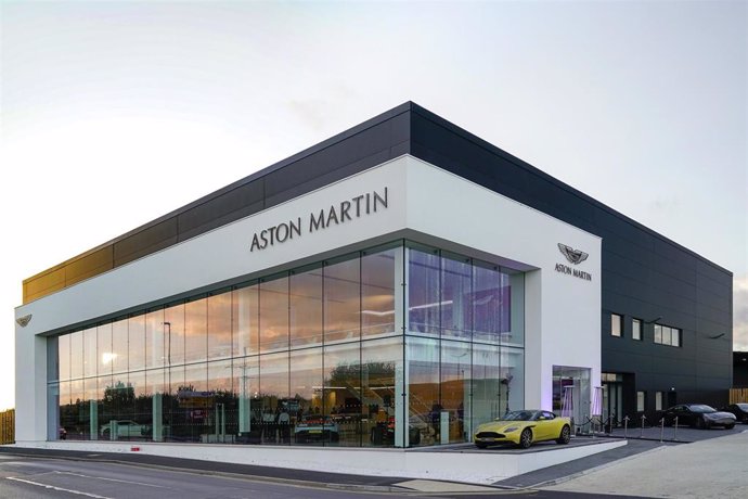 Imagen de un concesionario de Aston Martin.