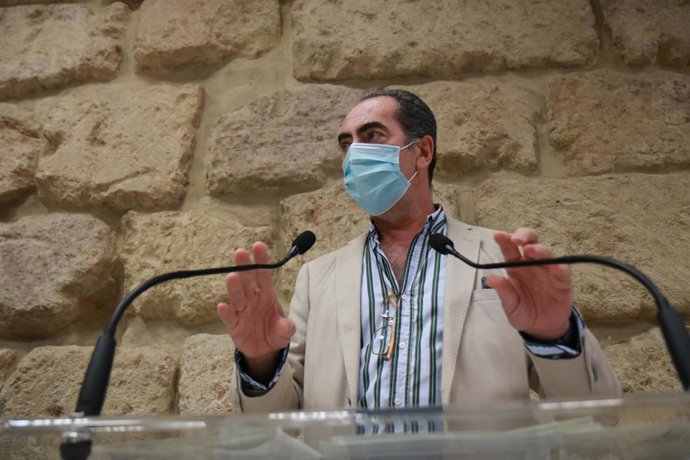 El delegado de Gestión, Comercio y Mercados del Ayuntamiento de Córdoba, Antonio Álvarez.