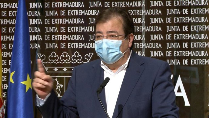 Fernández Vara en rueda de prensa este viernes