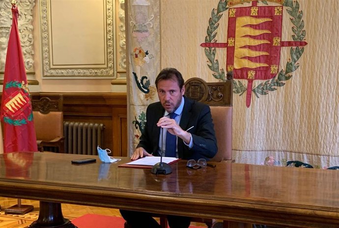 Puente señala que, con la suspensión de la regla de gasto, Valladolid dispone de 20 millones para "inversiones"