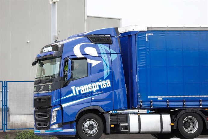 Un camión de Transprisa llega a Mercamadrid
