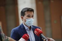 Perpinyà da las 'gracias' a Ayuso por el "caos": Antes "no podías salir de Vallecas pero sí pasear los hijos de tu jefe"