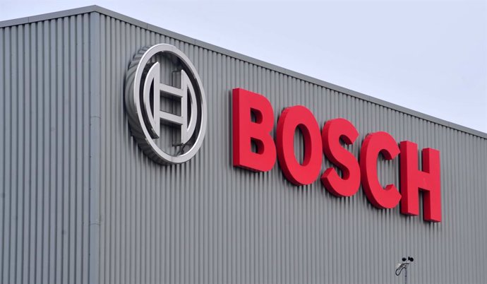 Logo de Bosch en una fábrica alemana (archivo).
