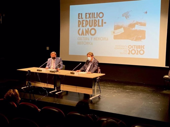 El presidente de la Diputación de Granada, José Entrena, inaugura las Jornadas de Memoria Histórica