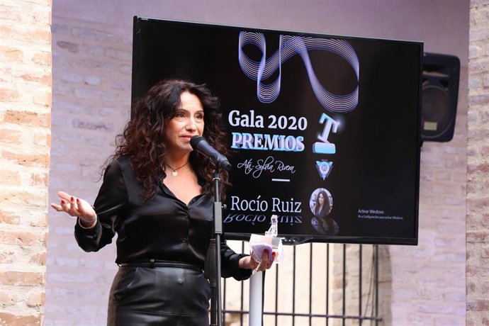 Rocío Ruiz se compromete a "seguir luchando" por los derechos de las personas Lgtbi.