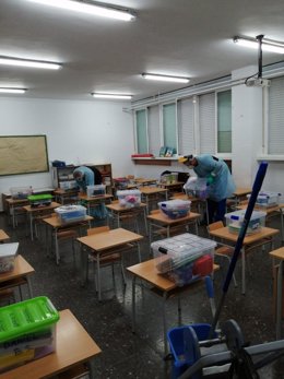 Desinfección en el Colegio Enrique Iglesias de Badajoz