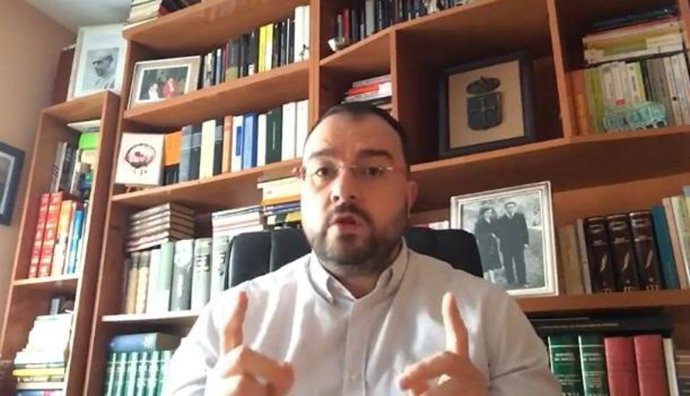 El presidente del Principado de Asturias, Adrián Barbón