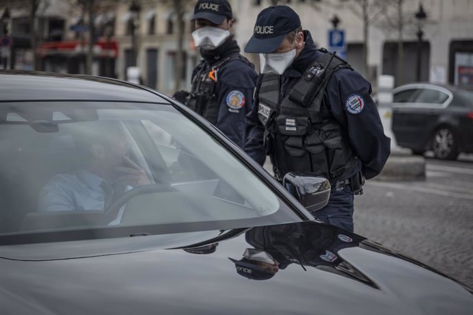 Francia.- Un adulto y cuatro menores muertos tras una riña familiar en París