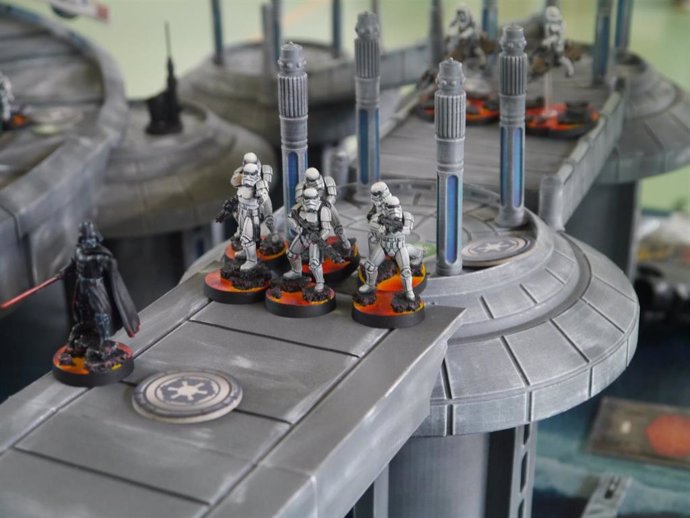 La Ciudad Deportiva de Diputación acoge el mayor torneo de 'Star Wars: Legion' de España.