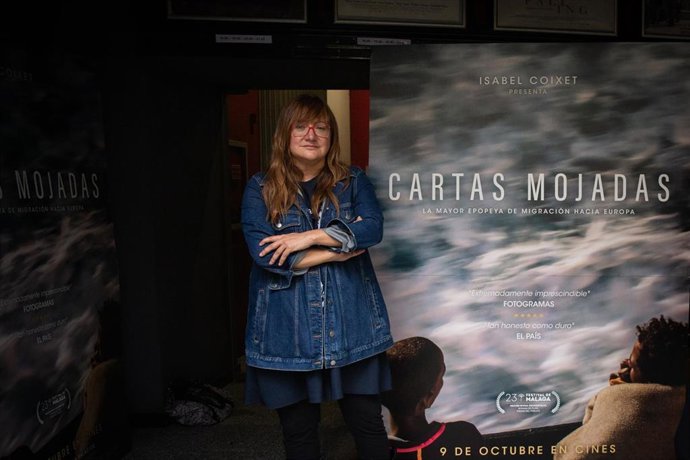 La directora, Isabel Coixet, durante el photocall de la presentación del documental Cartas Mojadas en el que ha sido productora, en los Cines Boliche, en Barcelona, Catalunya (España), a 2 de octubre de 2020.