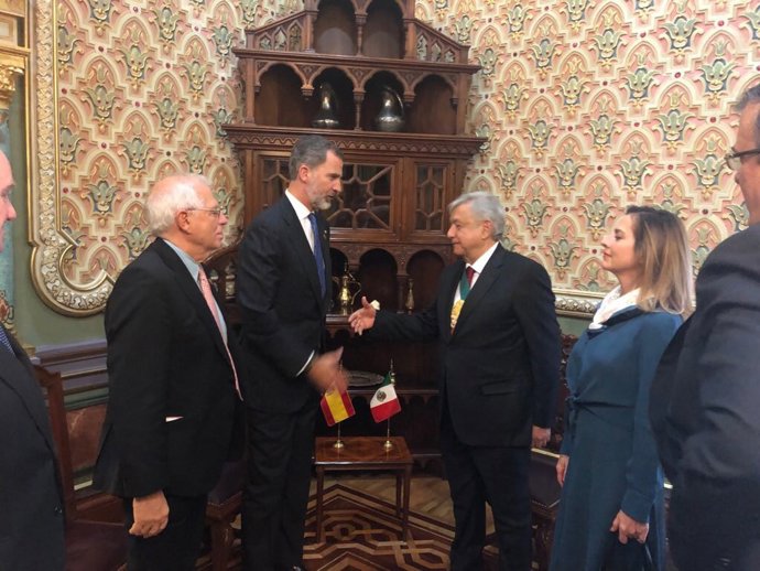 El Rey asiste a la ceremonia de transmisión del mando del Poder Ejecutivo Federal al Presidente Electo, Andrés Manuel López Obrador 