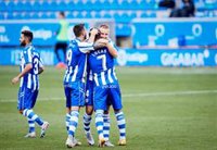 El Alavés se estrena ante un triste Athletic y el Cádiz y el Granada firman tablas