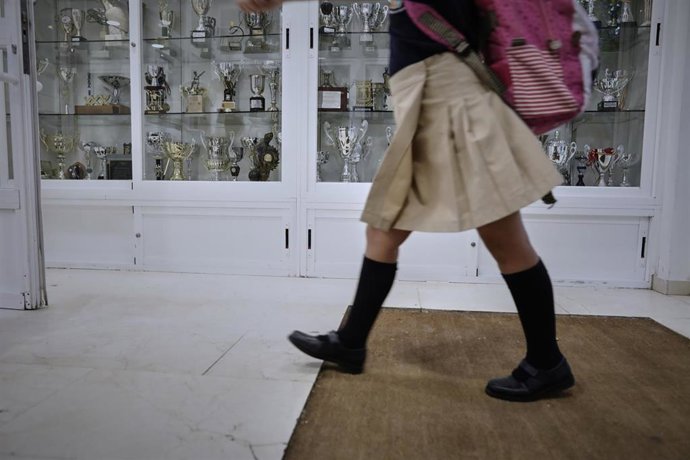 Casi el 60% de las niñas y adolescentes de España han sido acosadas en las redes