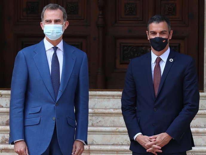 El Rei Felipe VI i Pedro Sánchez