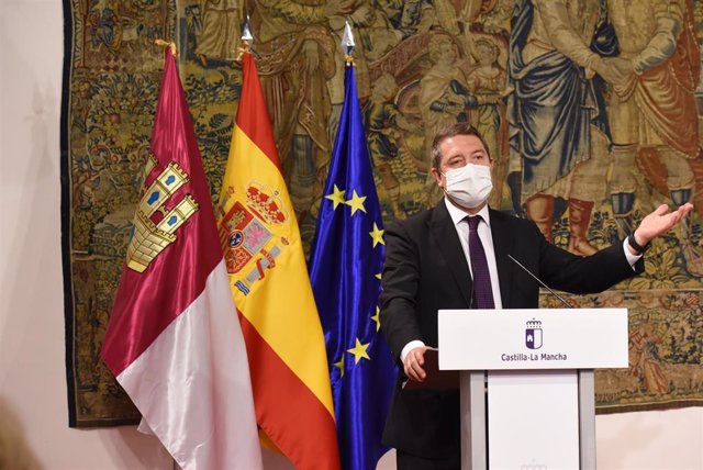 El presidente de C-LM, Emiliano García-Page, en un acto en Fuensalida.