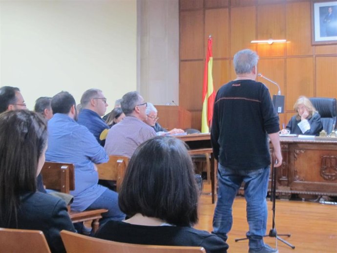 El principal acusado por la operación Krake argumentando al tribunal su renuncia a su abogado/Archivo