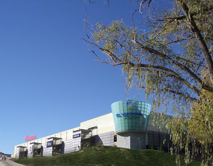 Centro comercial El Ventanal de la Sierra