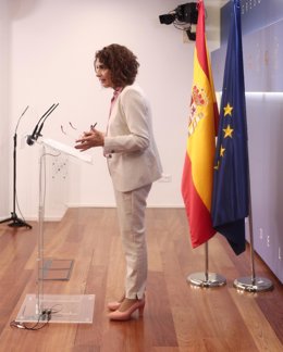 La ministra portavoz y de Hanidad, María Jesús Montero, en una imagen de archivo en el Congreso.