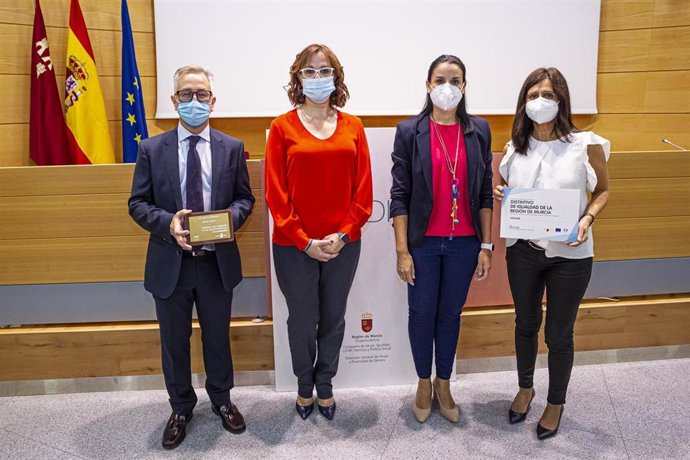 ENTREGA DE LOS PREMIOS DIERM POR LA IGUALDAD EN LAS EMPRESAS