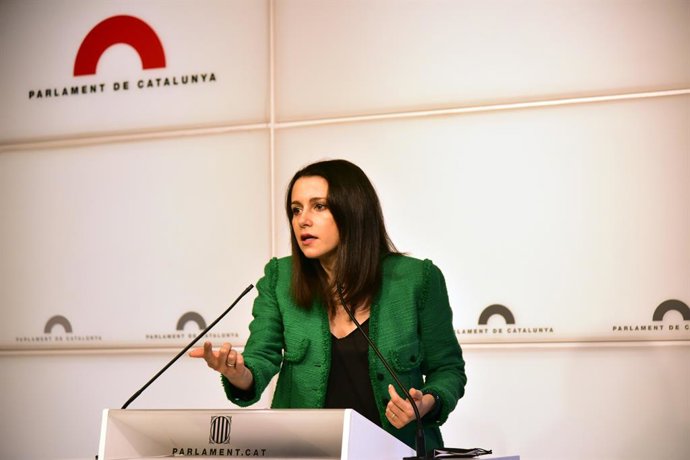 La presidenta de Cs, Inés Arrimadas, després del Comit Permanent, al Parlament. Barcelona, Catalunya (Espanya), 7 de setembre del 2020.