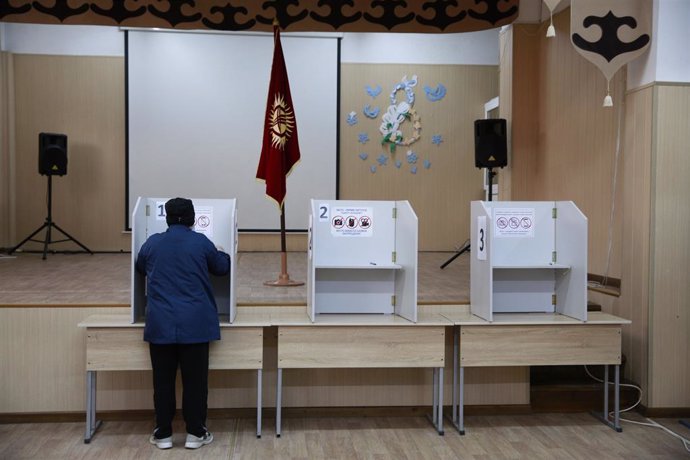 Kirguistán.- La OSCE sospecha de posible compra de votos en las elecciones parla