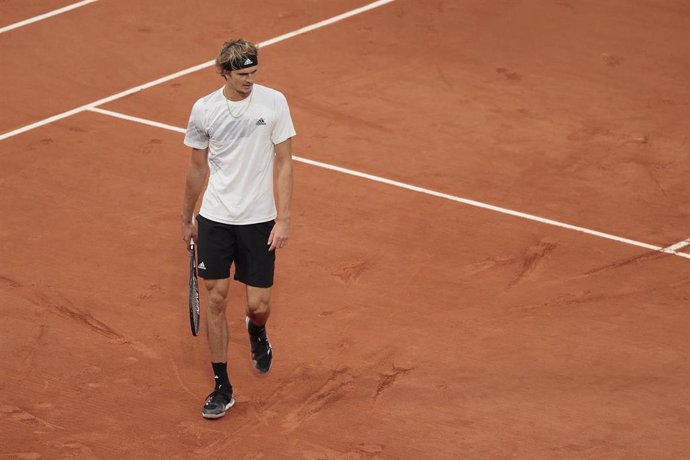 Alexander Zverev durante un partido en Roland Garros 2020