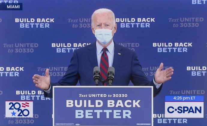 EEUU.- Biden le pide a Trump que "escuche a los científicos" y "apoye" el uso de