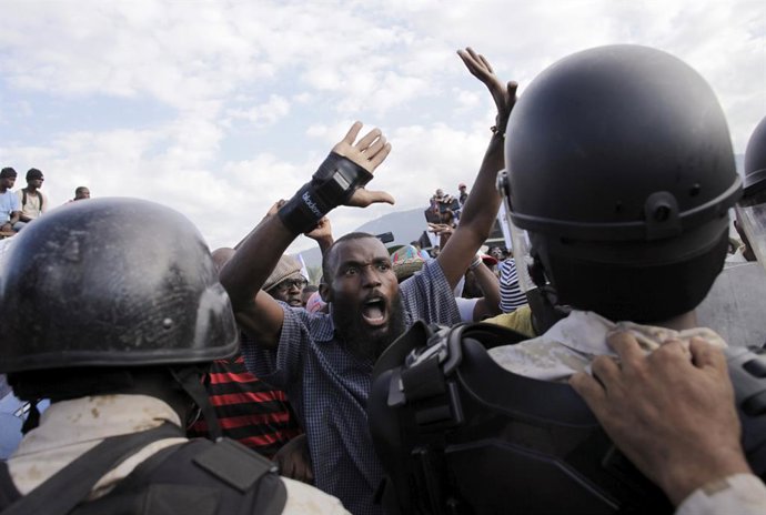 Haití.- La ONU advierte que las protestas en Haití dejan al país al "borde de la