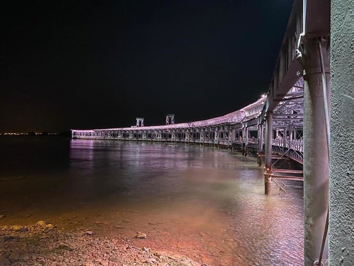 Muelle del Tinto de Huelva.