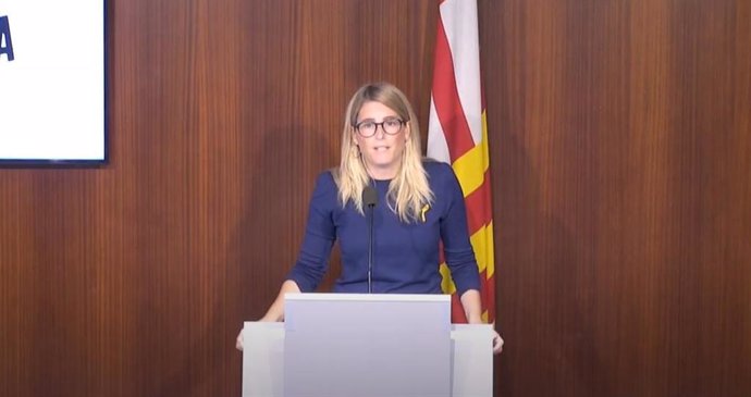 La presidenta del grupo municipal de JxCat en el Ayuntamiento de Barcelona, Elsa Artadi, en rueda de prensa