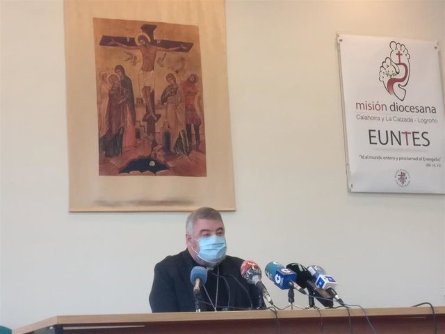 El obispo de La Rioja, Carlos Escribano, anuncia su nombramiento como arzobispo de Zaragoza