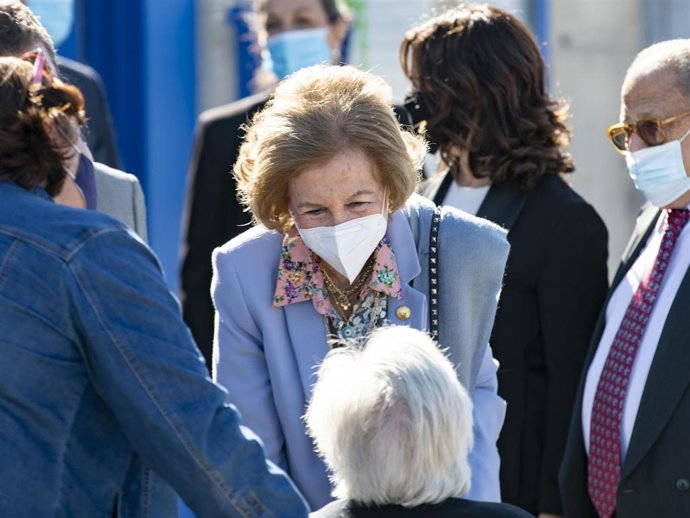 La Reina Doña Sofía a su llegada para visitar al Banco de Alimentos de Ciudad Real, en Castilla-La Mancha  para conocer personalmente la labor que lleva a cabo esta entidad en la provincia
