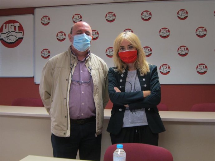 El responsable de UGT en Jaén, Manuel Salazar, con la secretaria general de UGT-A, Carmen Castilla