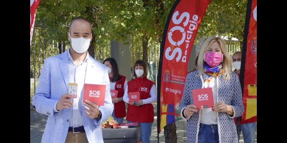 1. La campaña municipal 'SOS reciclaje' llega a la zona norte de Granada