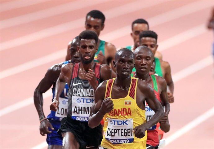 El atleta ugandés Joshua Cheptegei