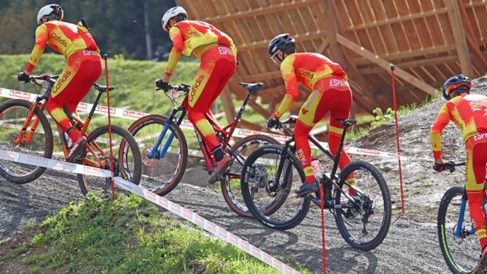 España debuta en el Mundial de BTT con la participación de su Equipo de Relevos
