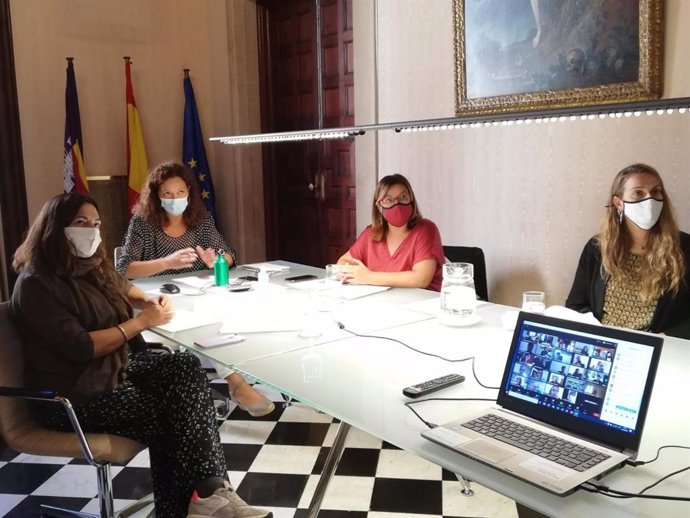 Reunión del Consell de Mallorca con representantes de los ayuntamientos de la isla.