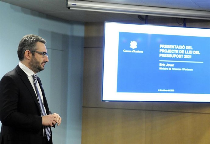 El Gobierno de Andorra ha entrado a trámite parlamentario un presupuesto para el 2021 "fuertemente impactado por el Covid-19" y que contempla un déficit de 65 millones de euros, según ha explicado el ministro de Finanzas, Eric Jover.