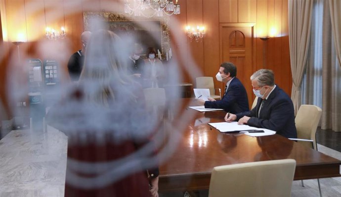 José María Bellido con Salvador Fuentes.