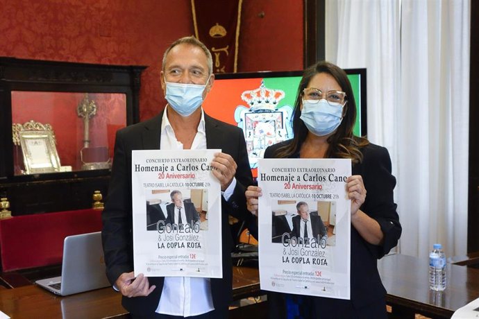 Presentación del homenaje a Carlos Cano en el Isabel la Católica