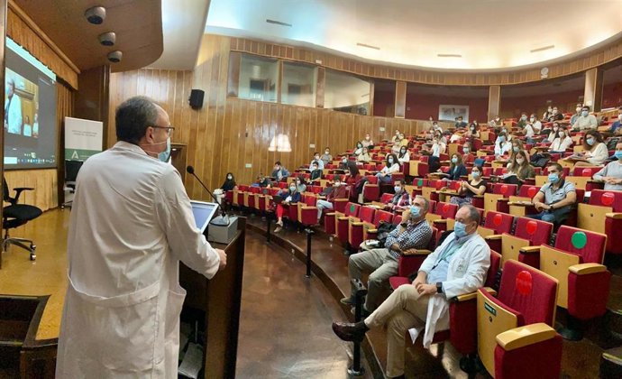 Acto de acogida de nuevos especialistas residentes