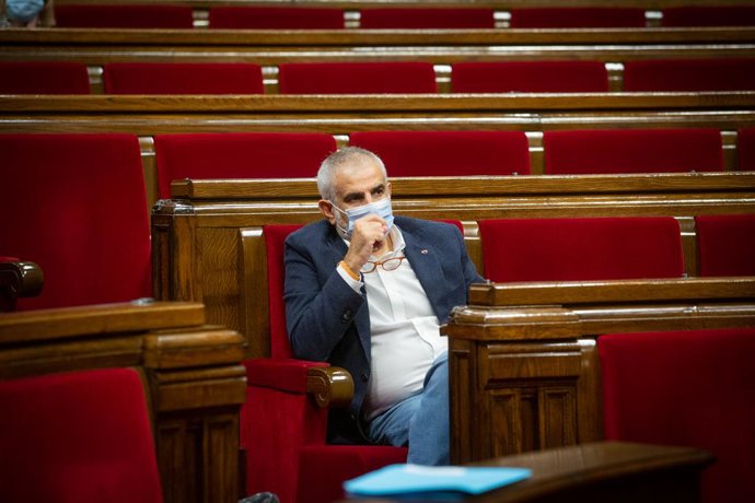 El líder de Ciutadans a Catalunya, Carlos Carrizosa, durant un ple al Parlament per tractar la crisi sanitria del coronavirus. Barcelona, Catalunya, (Espanya), 6 d'octubre del 2020. 