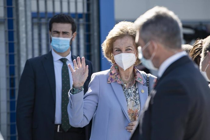 La Reina Sofía visita el Banco de Alimentos de Ciudad Real