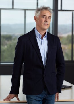 Retrat de Dani Barcon, nou cap dEsports de TV3, a 7 d'octubre de 2020. (Vertical)