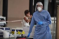 Andalucía baja 30 hospitalizados por Covid en 24 horas hasta los 1.028 y cinco ingresados en UCI hasta 139