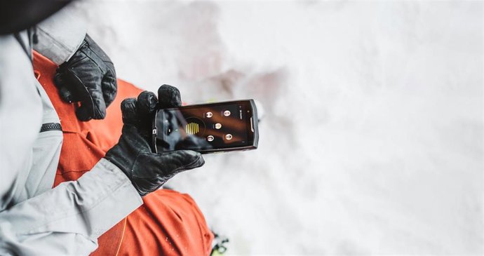 Croscall convierte el móvil en un walkie-talkie con una aplicación